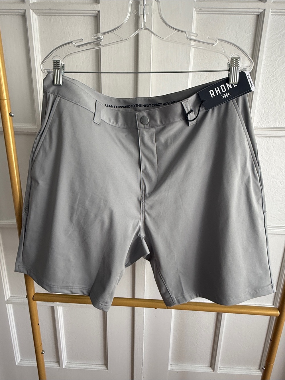 Size 35 NWT Rhone Commuter Performance Shorts 9” Dark Griffin Grey
